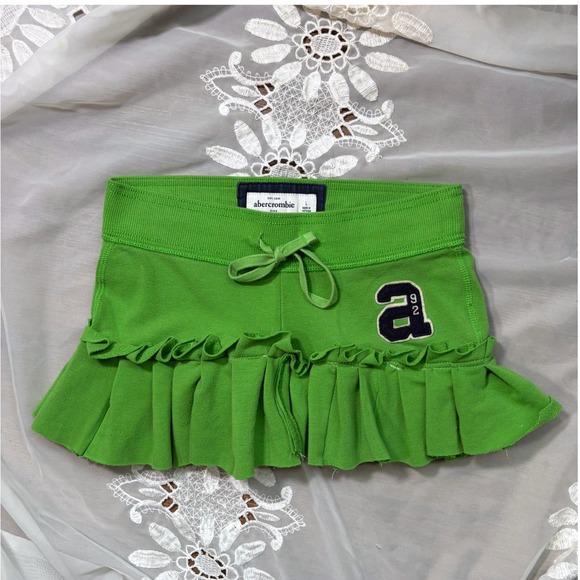 Abercrombie & Fitch Dresses & Skirts - Y2K RARE Abercrombie Green Ruffle Mini Skirt Sweatshirt Material Drawstring